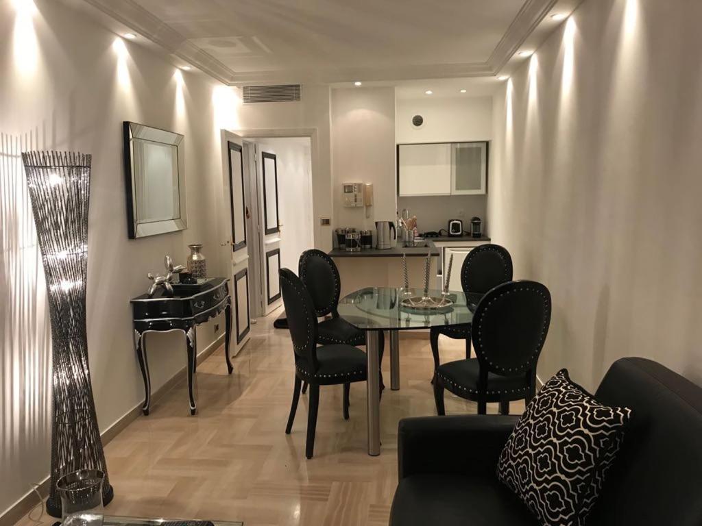 Gray D'albion Apartment Cannes